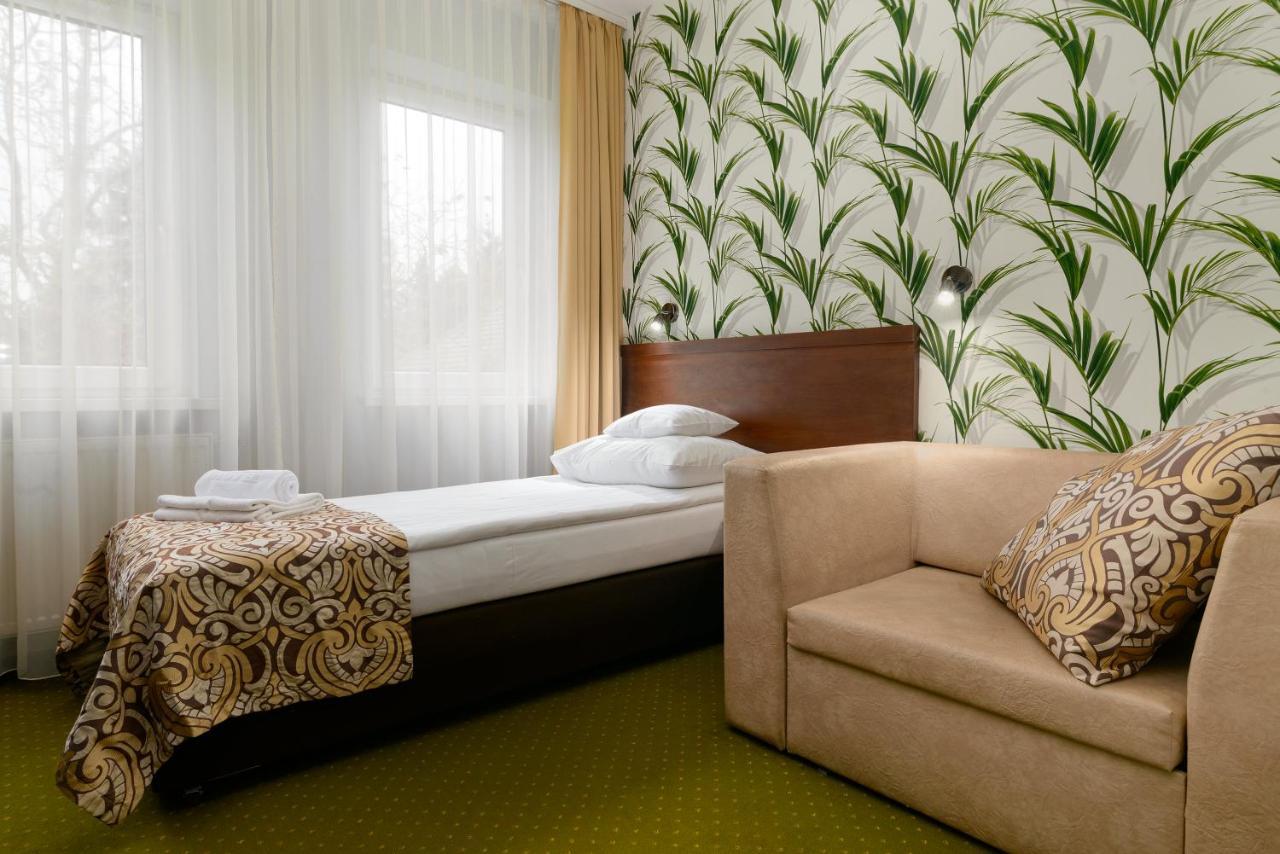 Hotel Zielony พอซนาน ภายนอก รูปภาพ