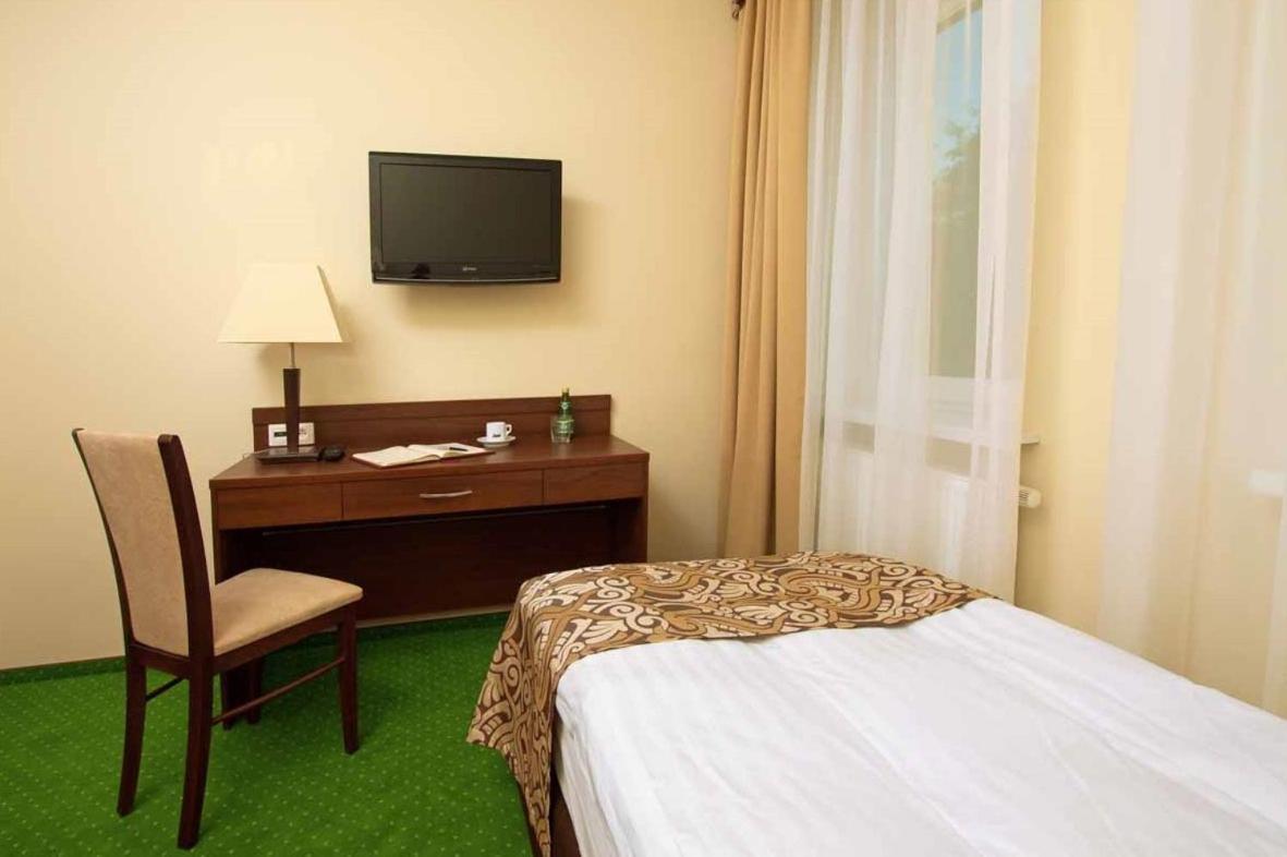 Hotel Zielony พอซนาน ภายนอก รูปภาพ