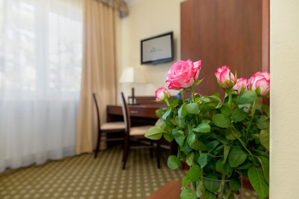 Hotel Zielony พอซนาน ภายนอก รูปภาพ