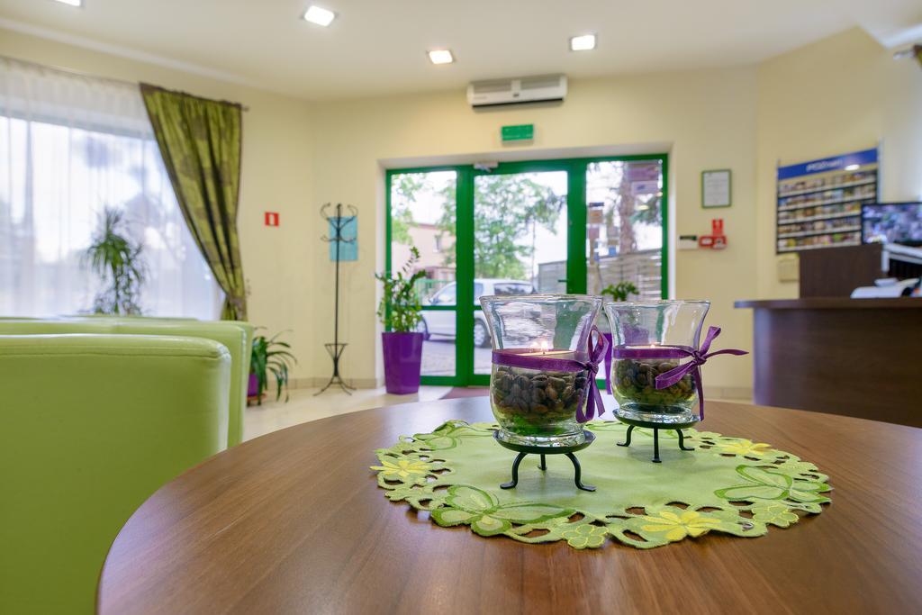Hotel Zielony พอซนาน ภายนอก รูปภาพ