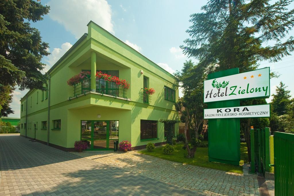 Hotel Zielony พอซนาน ภายนอก รูปภาพ